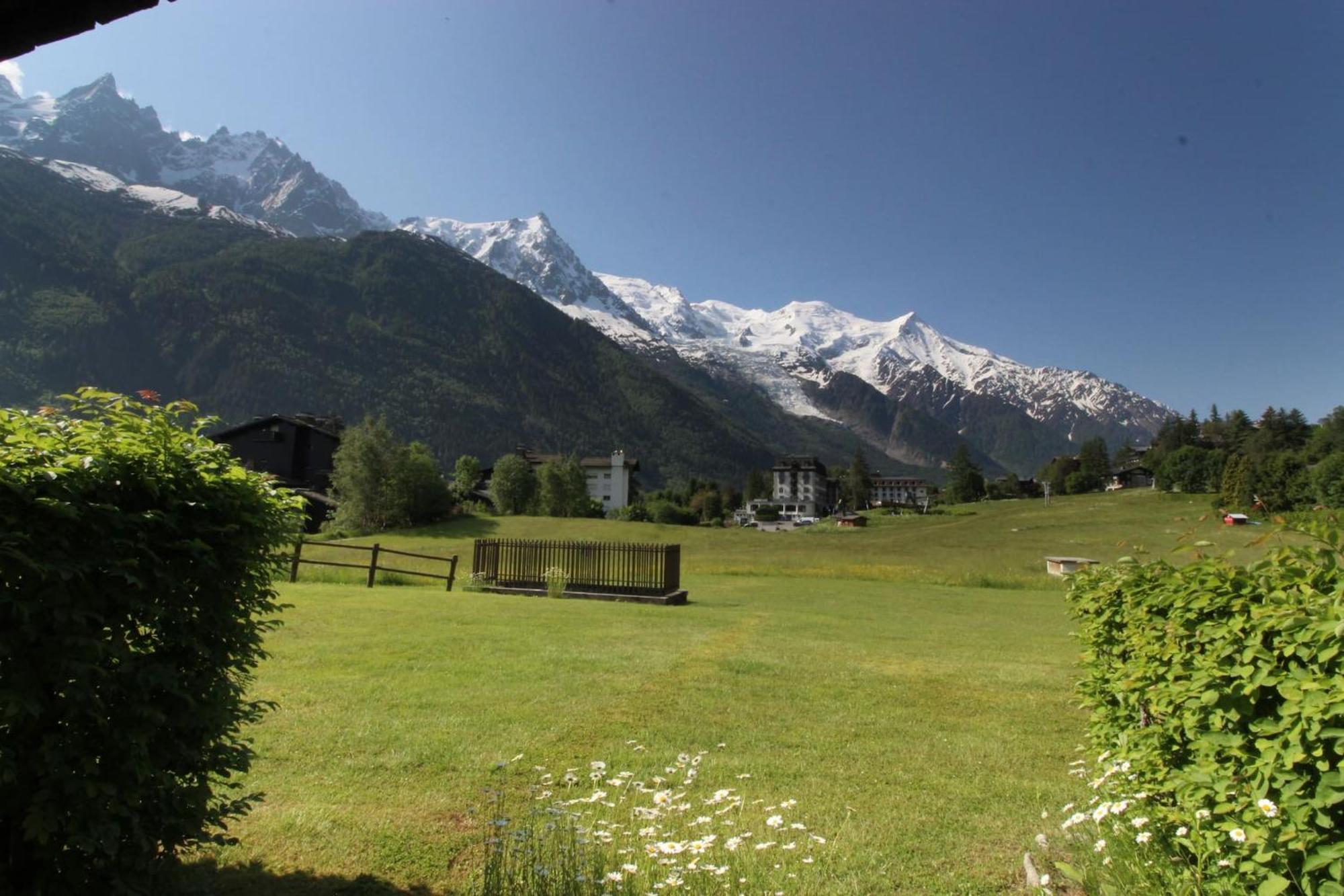 Le Savoy - Terrasse Avec Vue Sur Le Mont-Blanc Leilighet Chamonix Eksteriør bilde